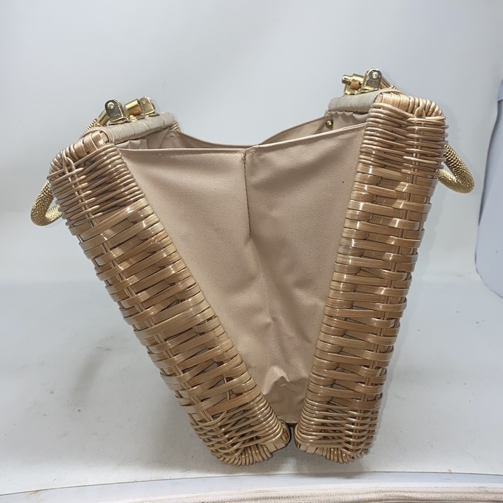 Vintage Structured Large Rectangle Woven Purse - Picture 10 of 13